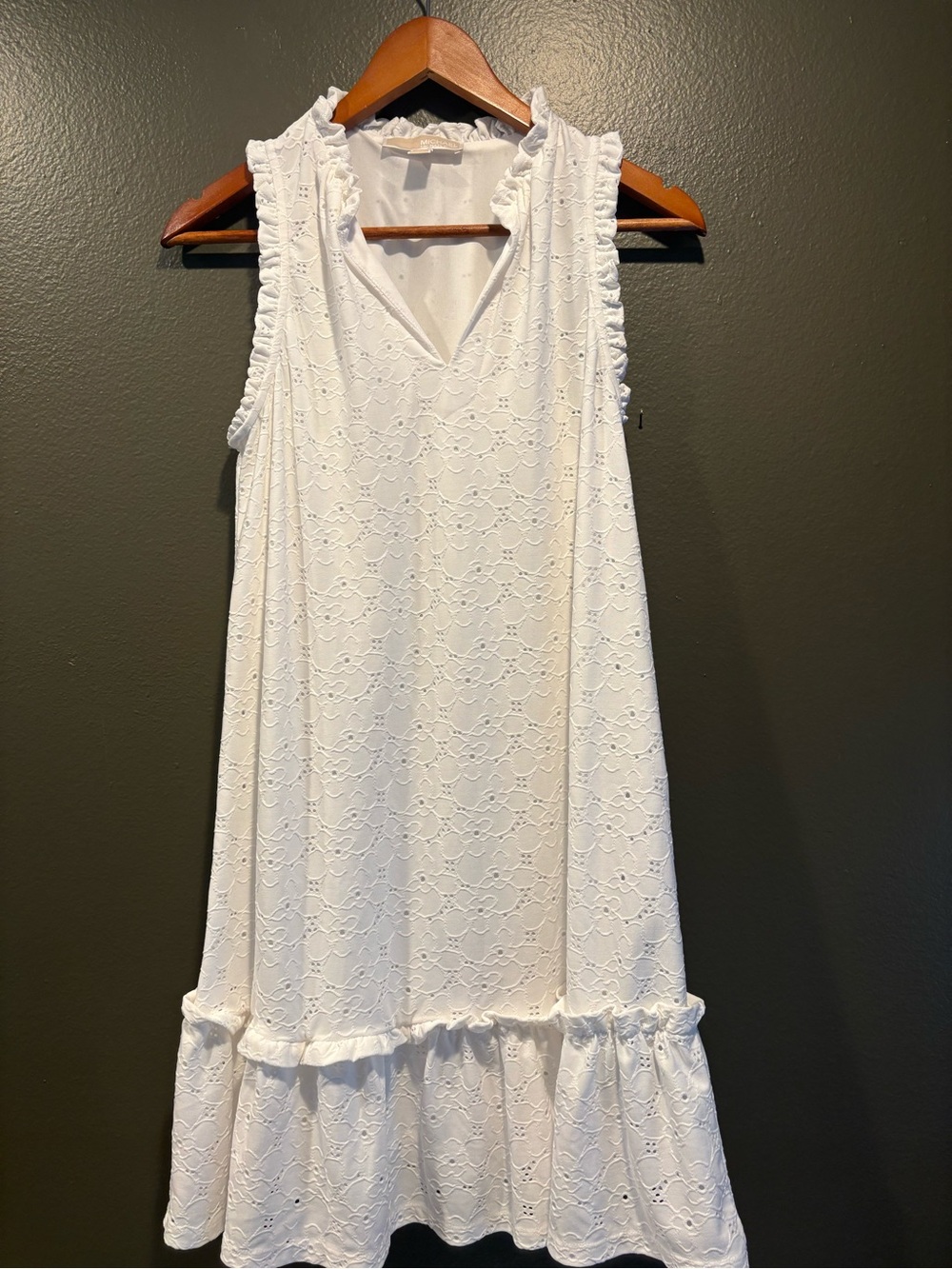 Michael Michael Kors White Eyelet Ruffle Shift Dress Size M Sleeveless Resort - Picture 2 of 10